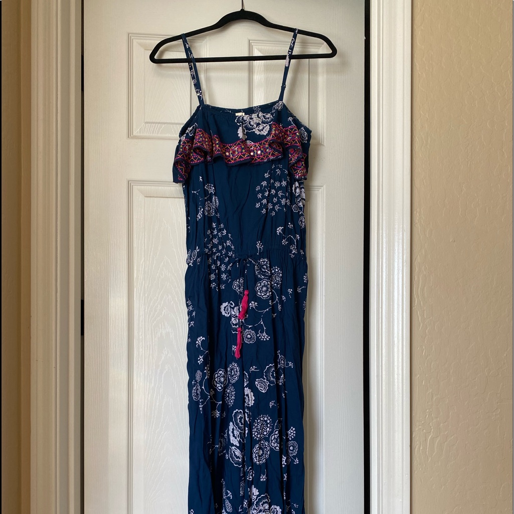 Raga Jumpsuit Size Medium